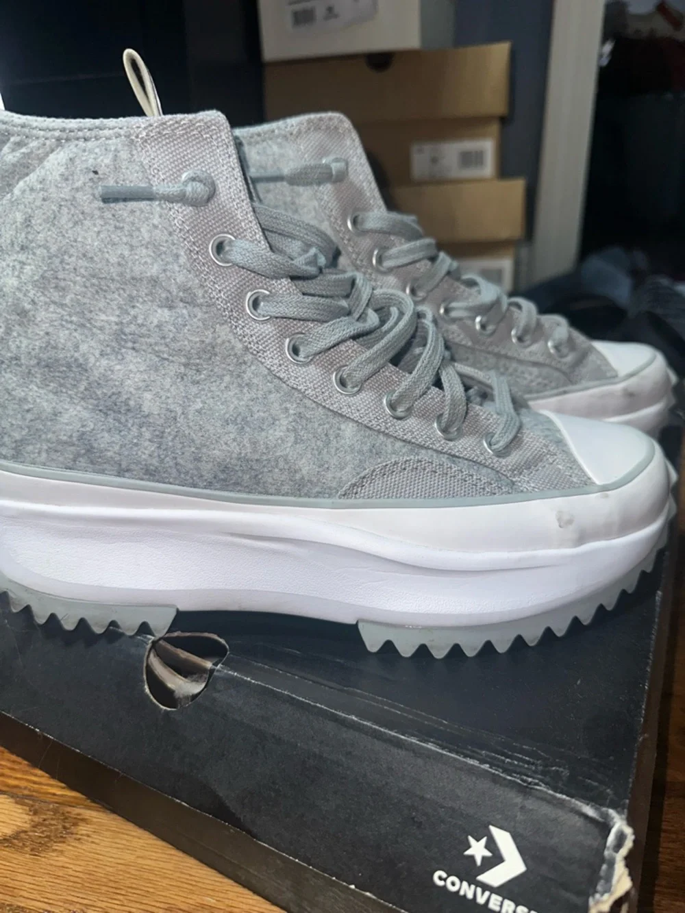 Gray High-Top Converse Platform Sneakers - Run Star Hike - Picture 2 of 5